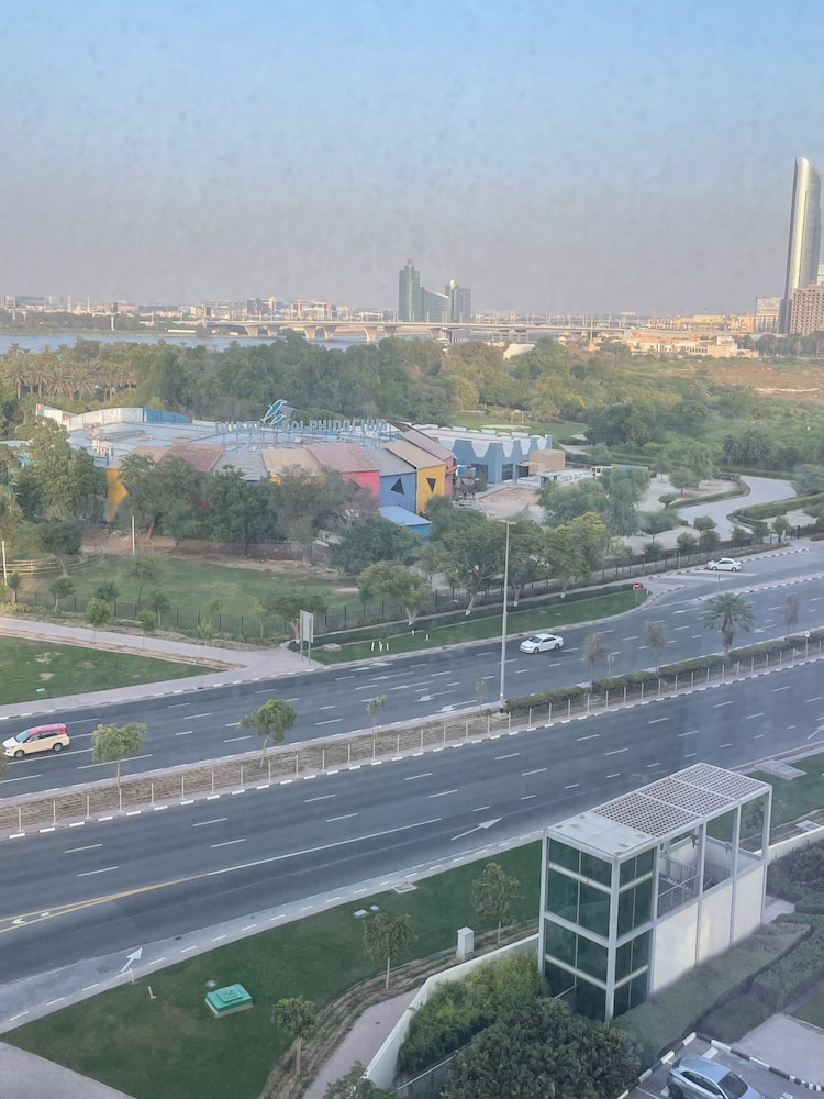 Hyatt Regency Dubai Creek Heights Residences 67/73