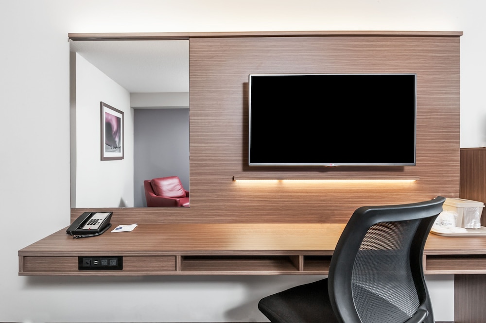 Microtel Inn Suites By Wyndham Kitimat 28/32