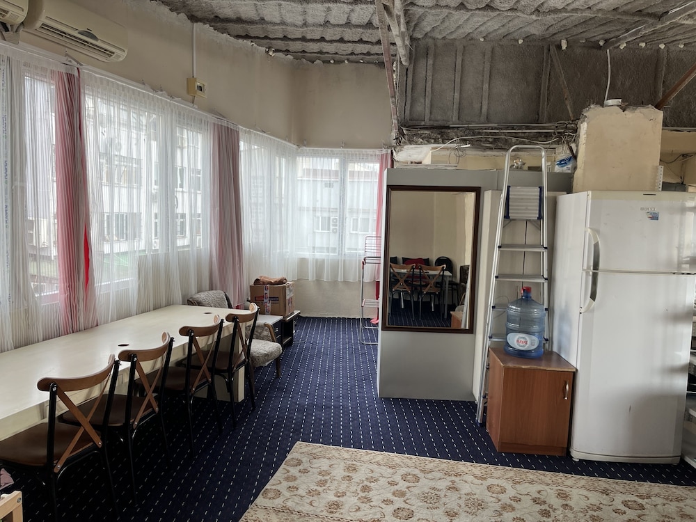 Istanbul Paris Hotel And Hostel 49/74