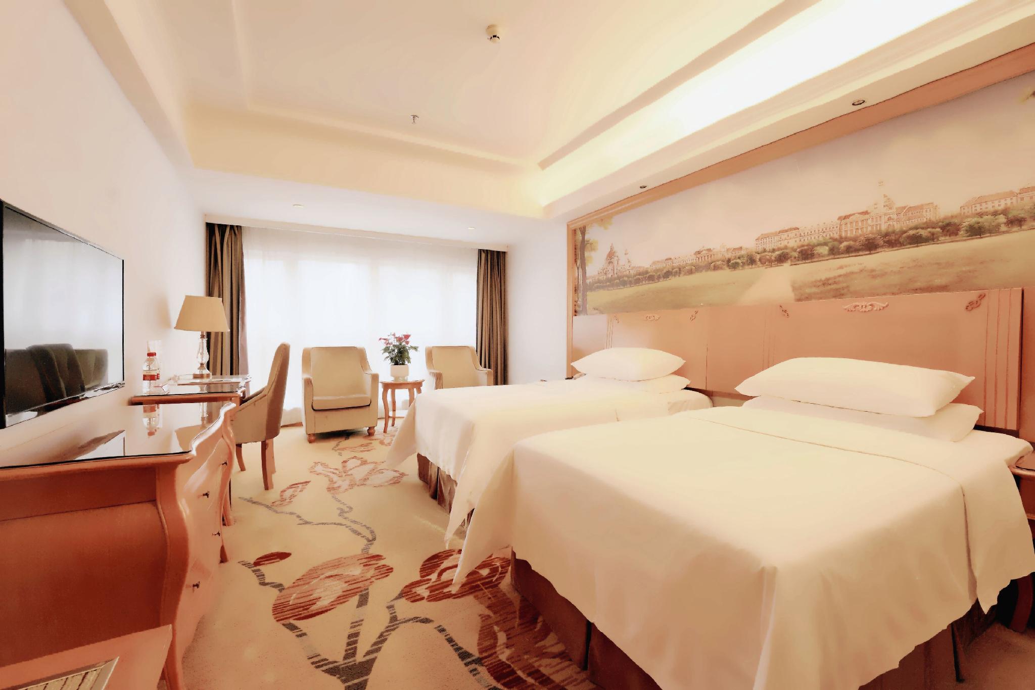 Vienna International Hotel (Huizhou Jiangbei Sanxin) 29/58