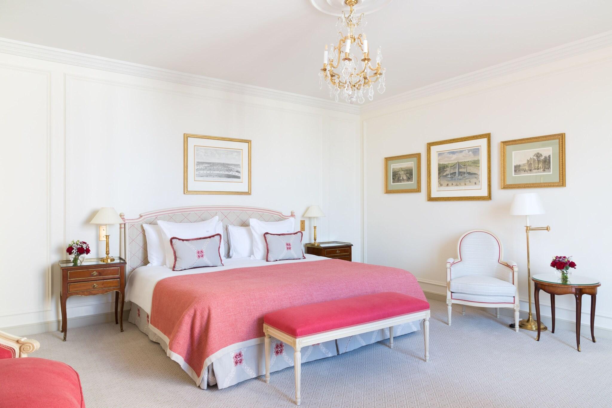 Penthouse, Suite