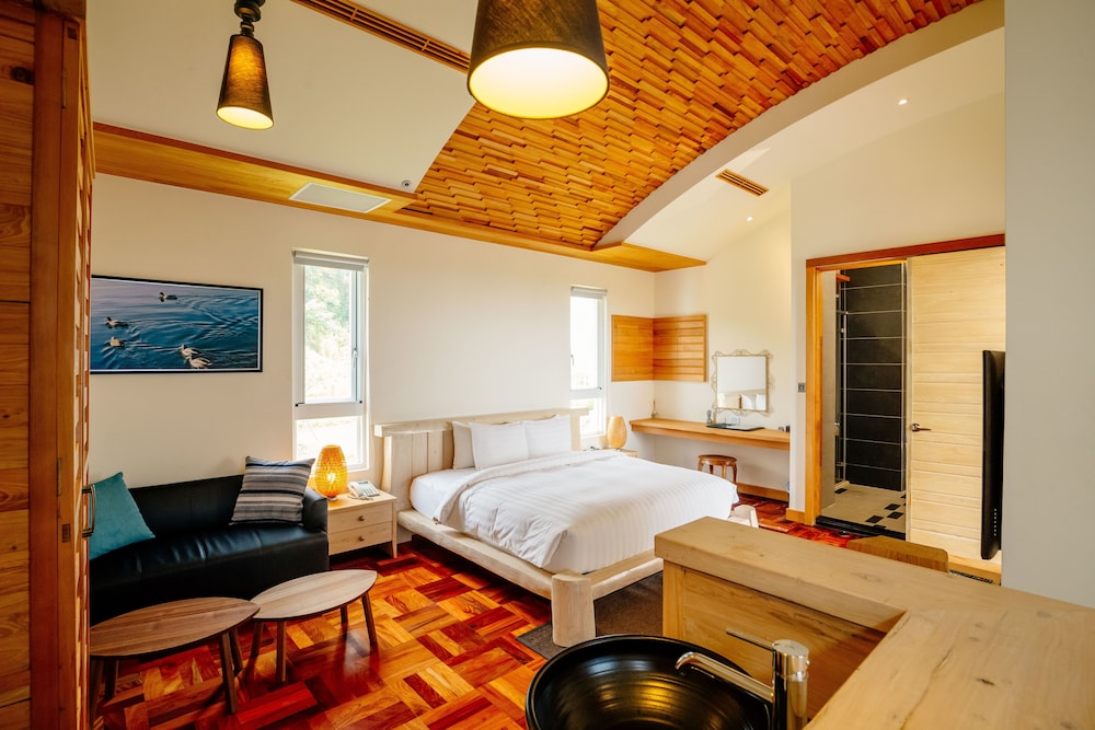Bay Forest Boutique Hotel 22/72