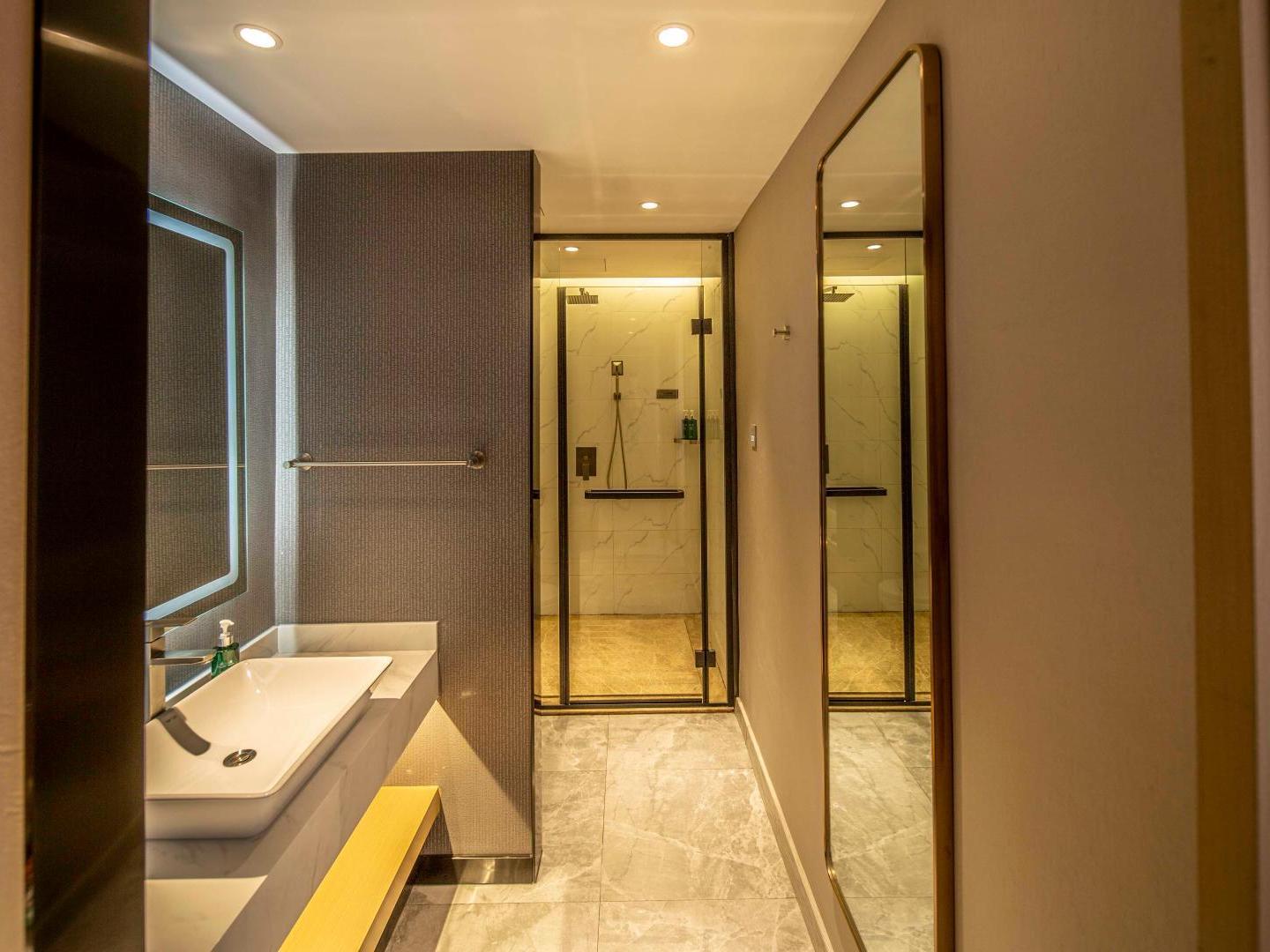 Magnotel(Cangzhou Qingfenglou) 46/47