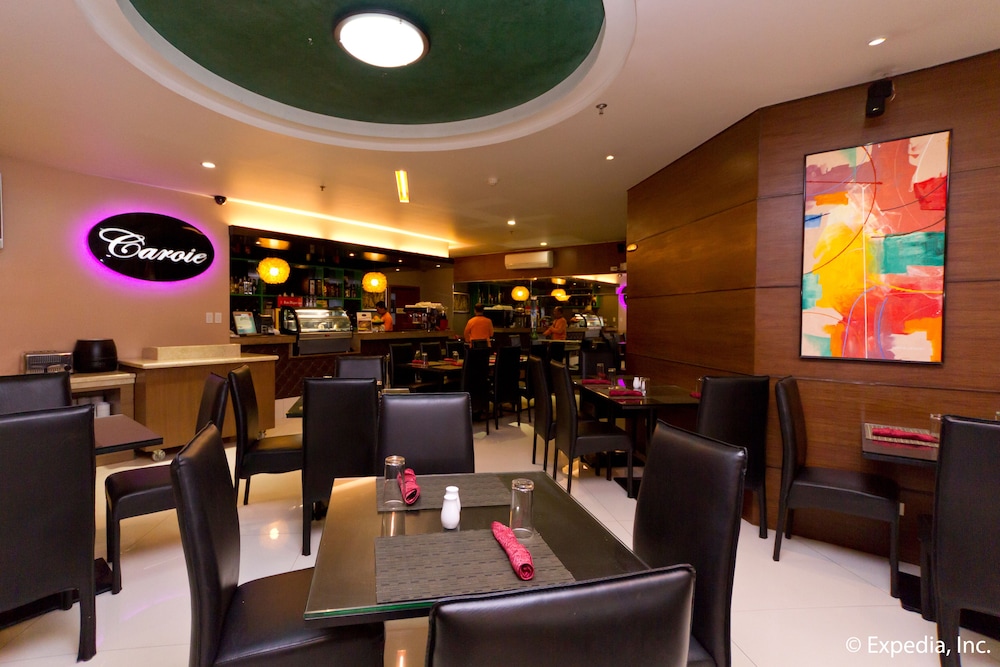 Allure Hotel And Suites 50/55