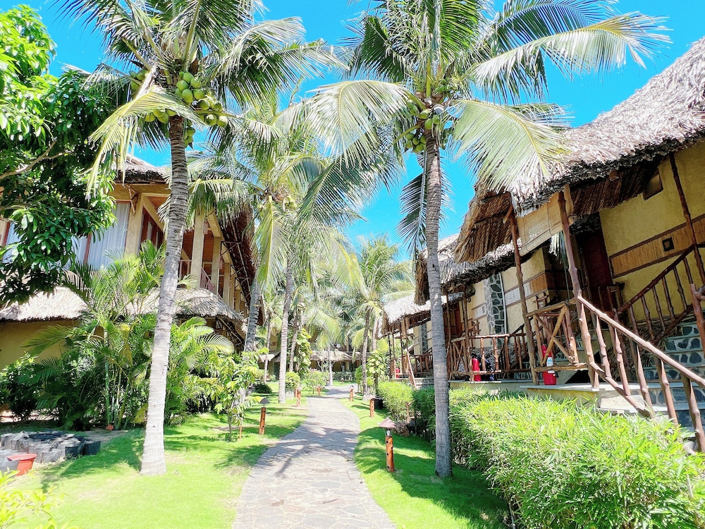Aroma Beach Resort & Spa 42/50