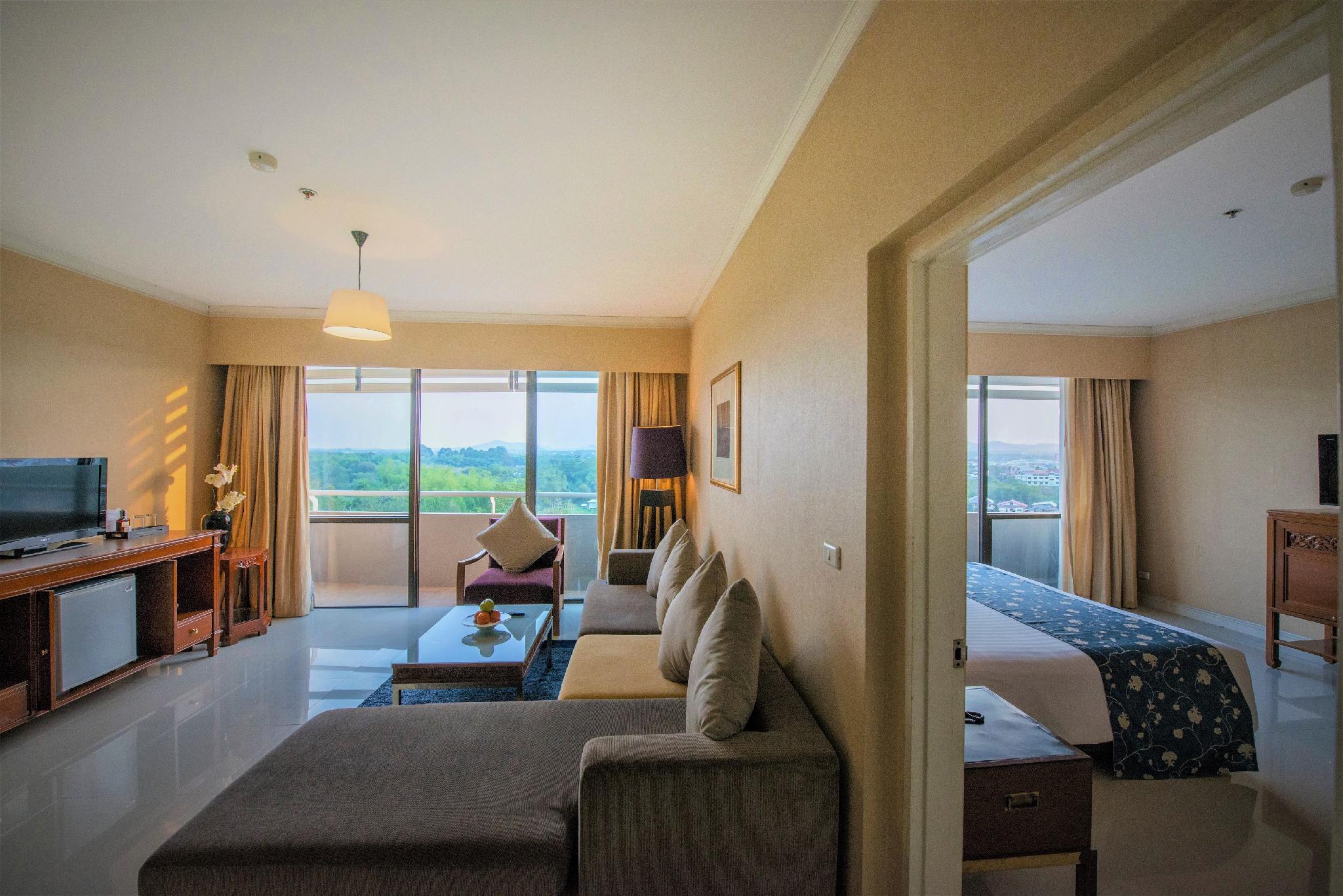 جناح بسرير كينج بغرفتي نوم، Loei Palace Hotel 2/2