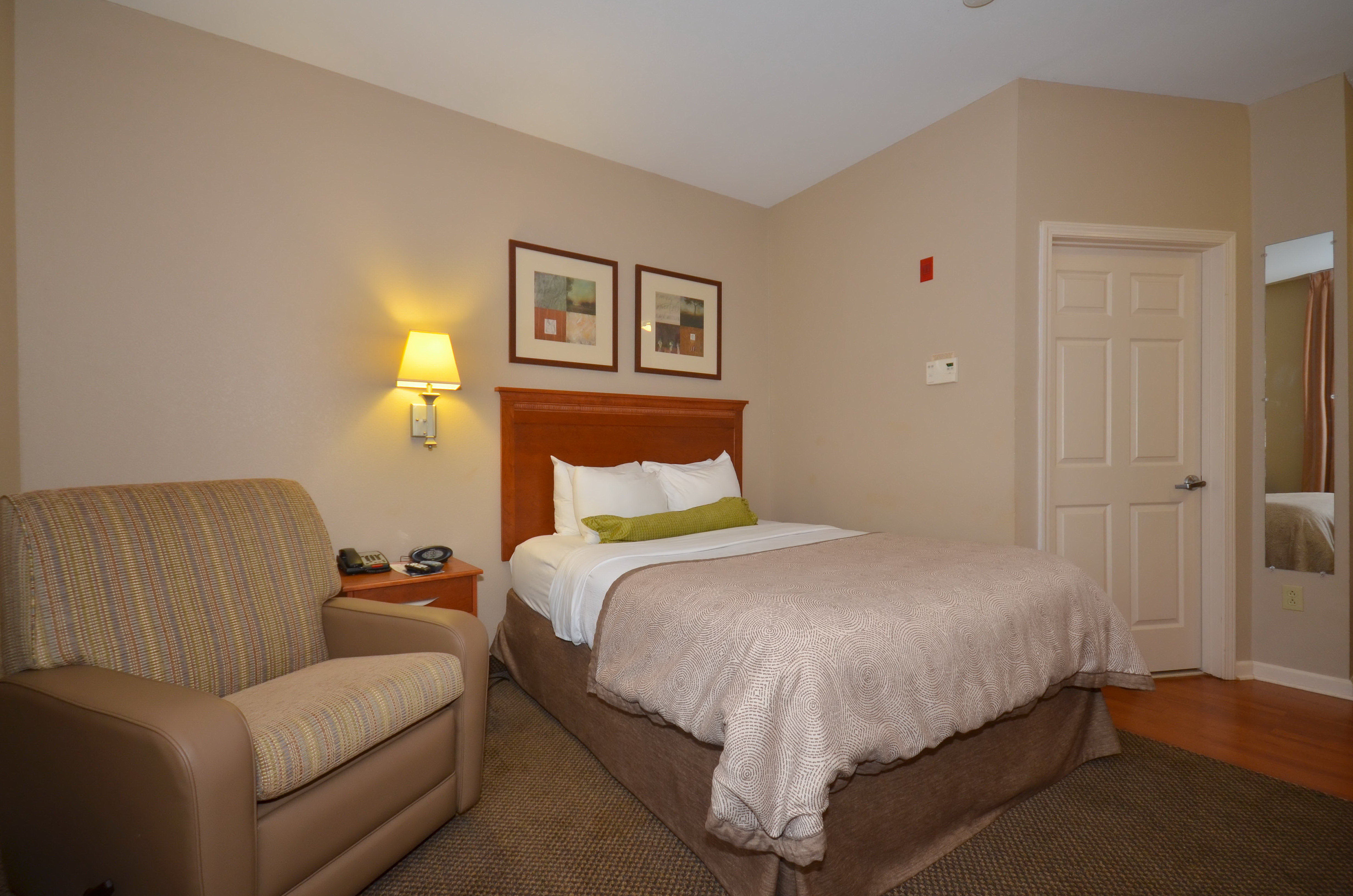 Studio, Suite, Queen Bed