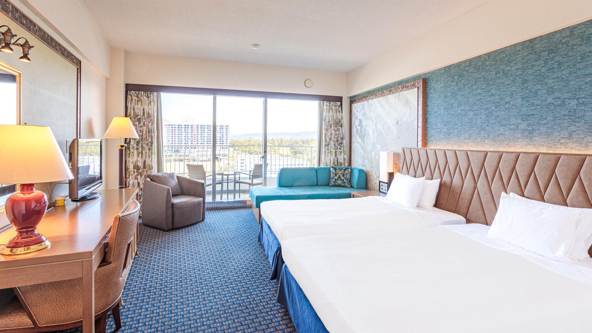 Superior, Twin Beds, Partial Ocean View, Ocean View