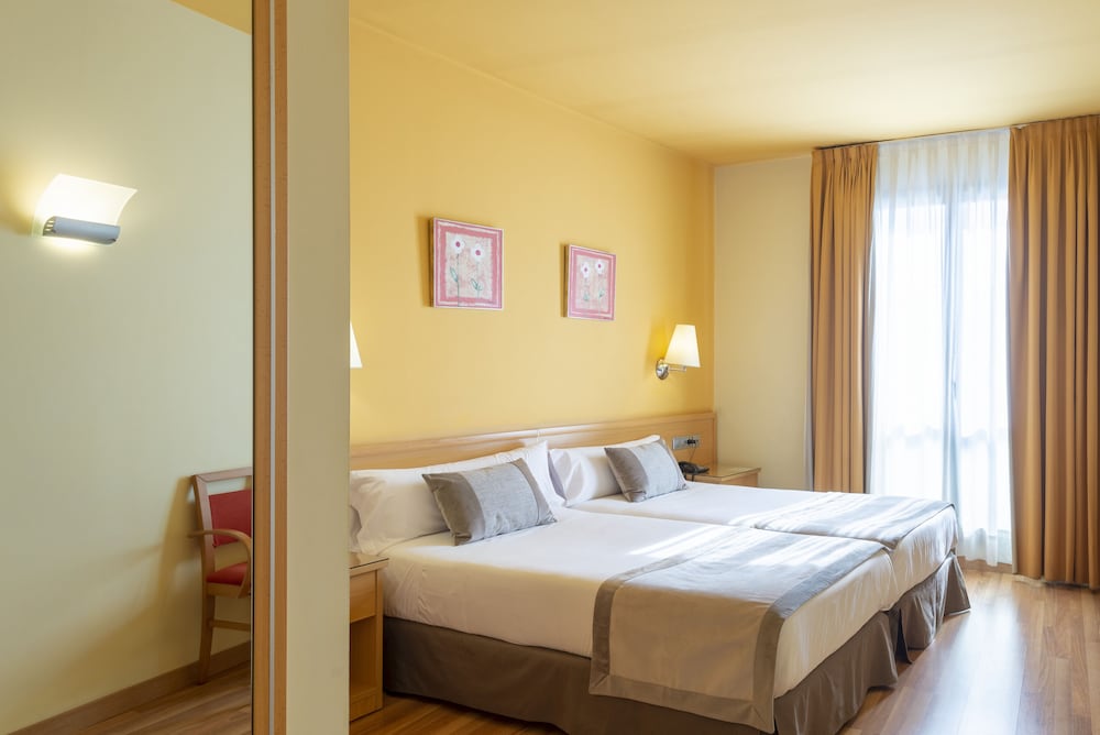 Real Lleida Hotel 10/35