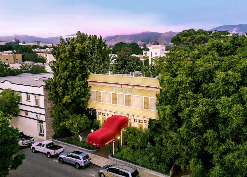 Garden Street Inn 4/50
