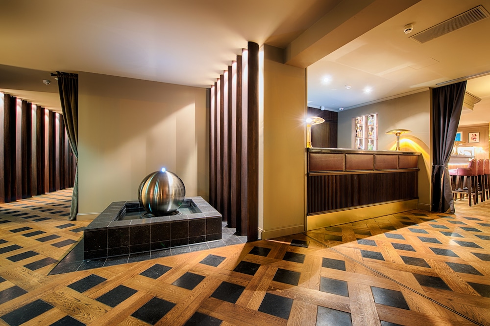 Mondrian Suites Berlin Checkpoint Charlie 38/80
