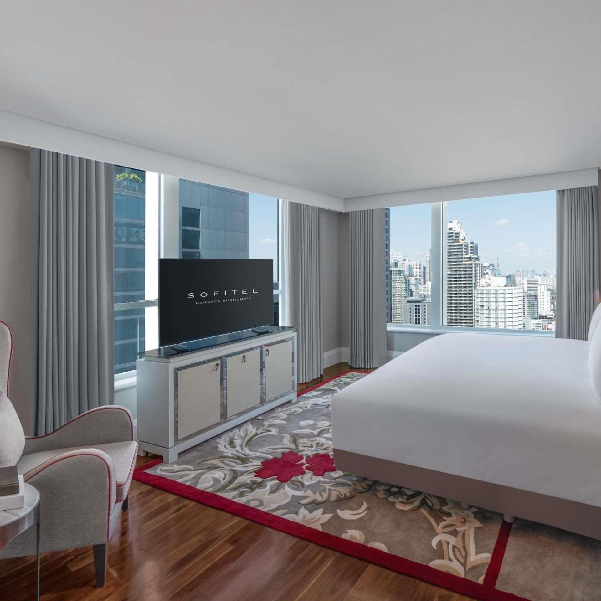 Opera, Suite, King Bed