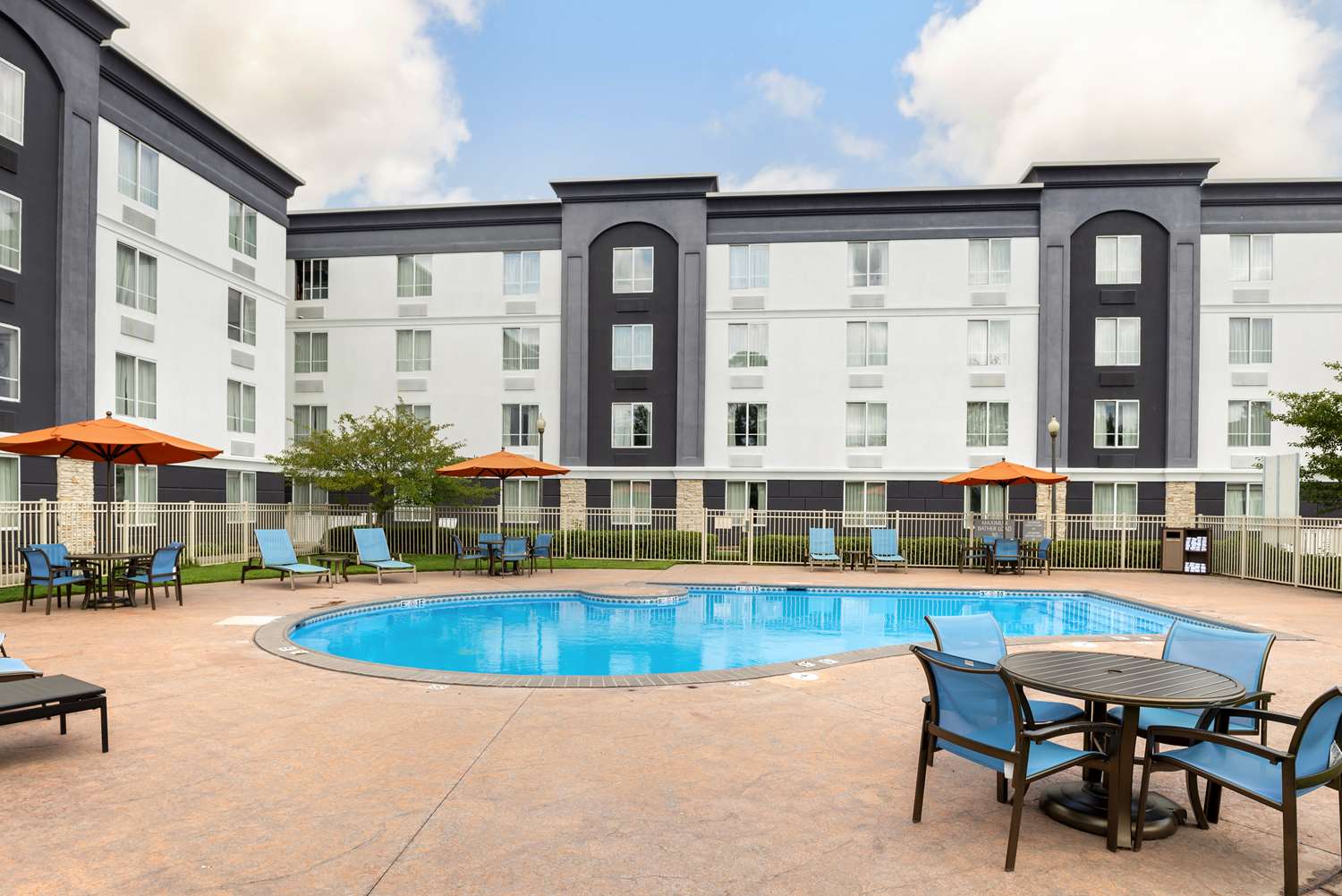 Best Western Premier Richmond City Gateway 62/63