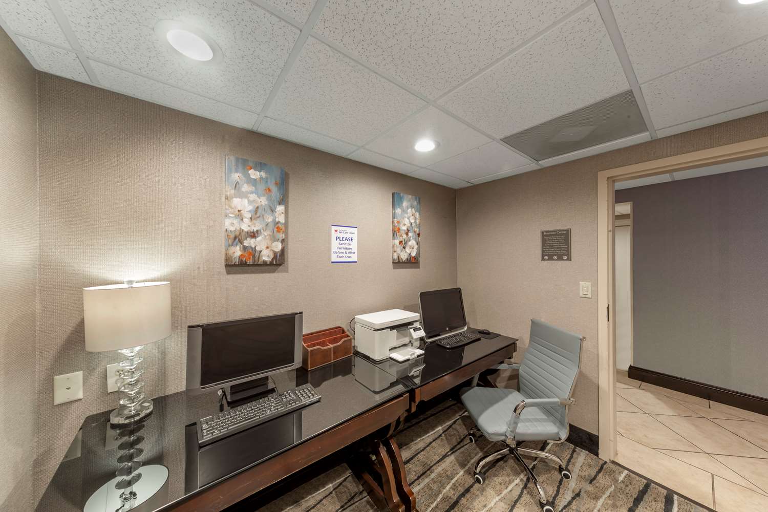 Best Western Plus Russellville Hotel & Suites 25/32
