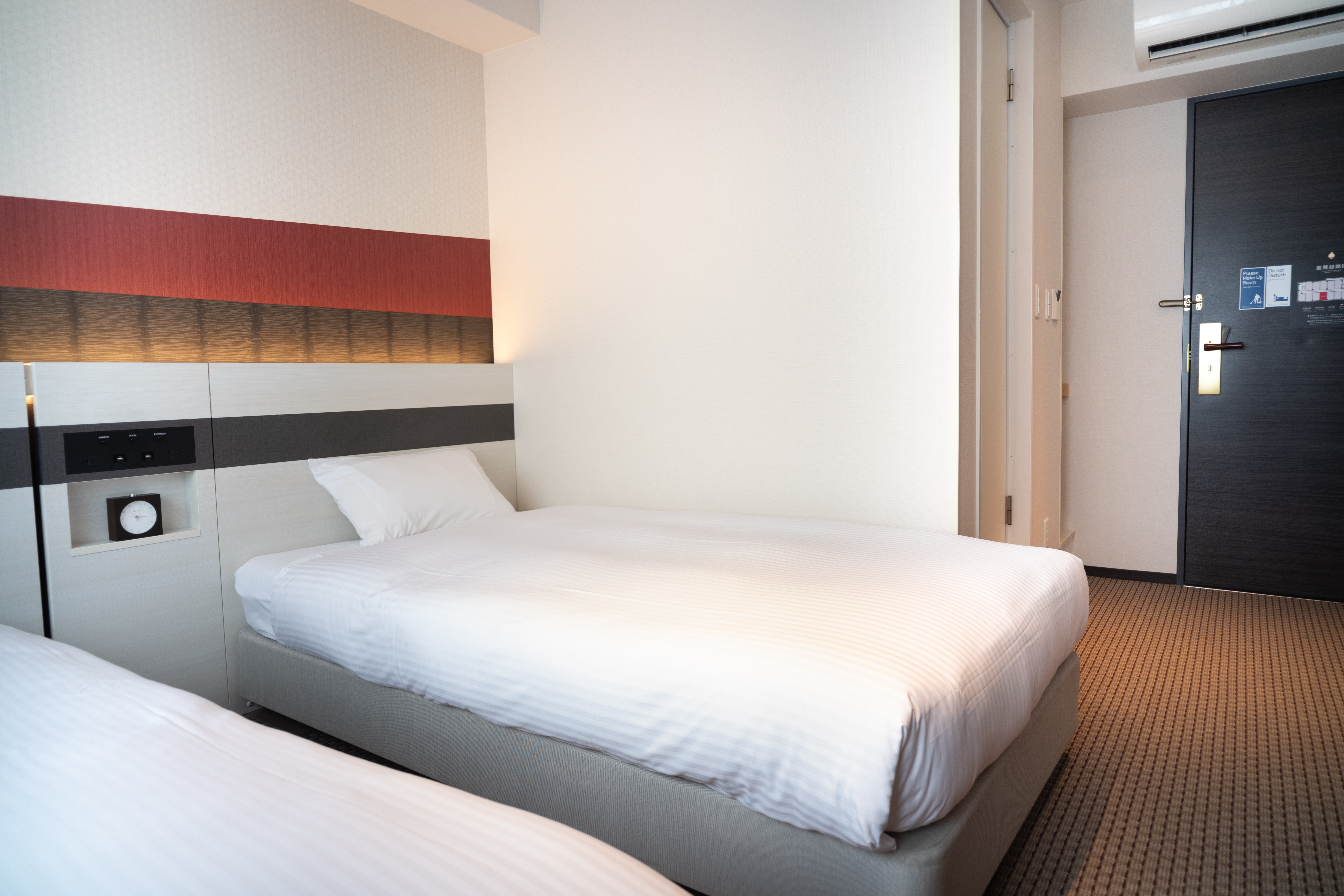 Room, Twin Beds, with View