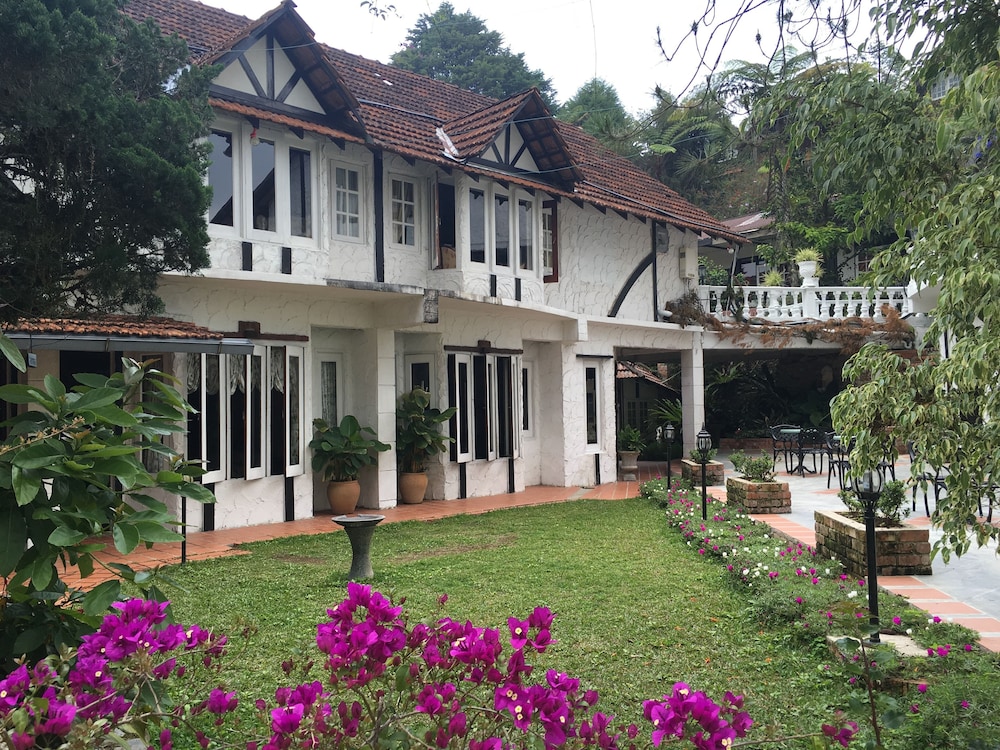 The Bala's Holiday Chalet 6/50