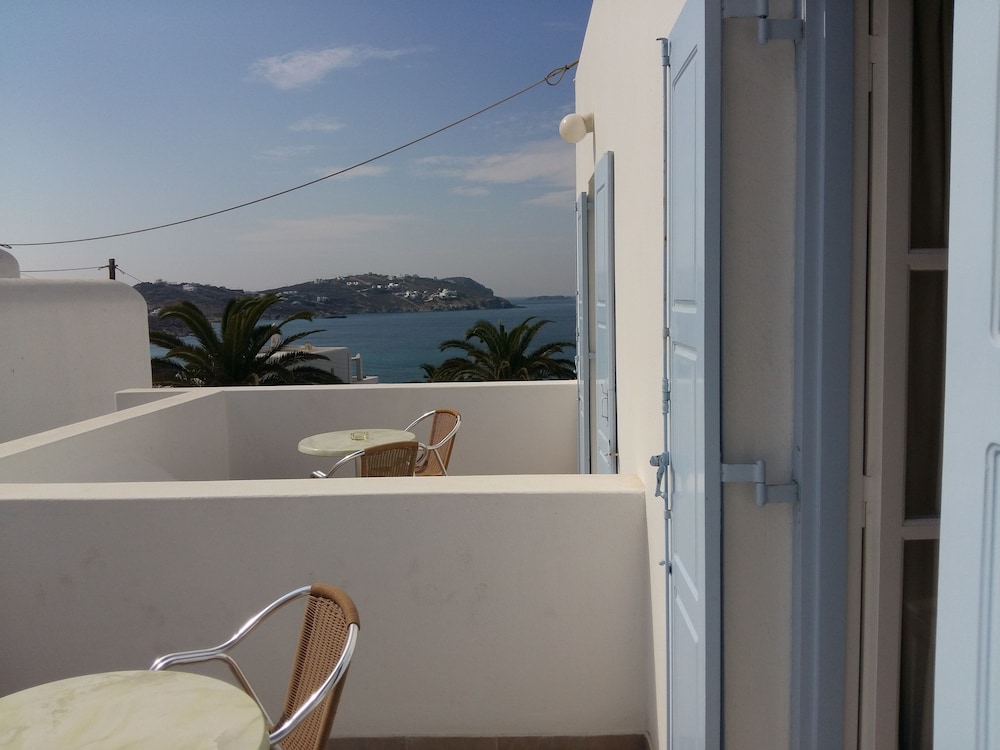 Manoula's Beach Mykonos Resort 29/49