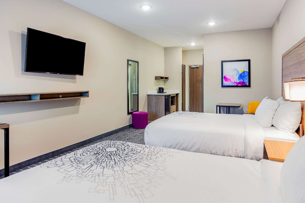 La Quinta Inn & Suites By Wyndham San Antonio Alamo City 20/49