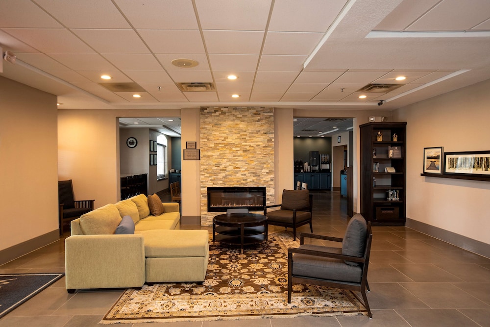 Country Inn & Suites by Radisson Wilson, NC 20/25
