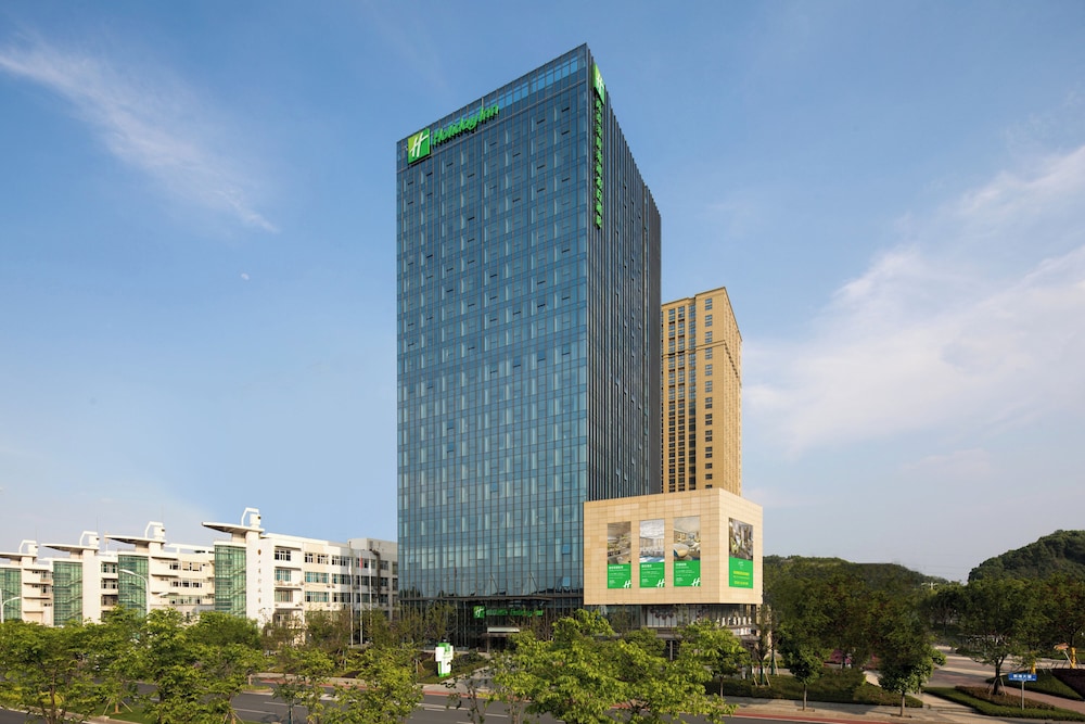 HOLIDAY INN NANJING HARBOUR 4/76