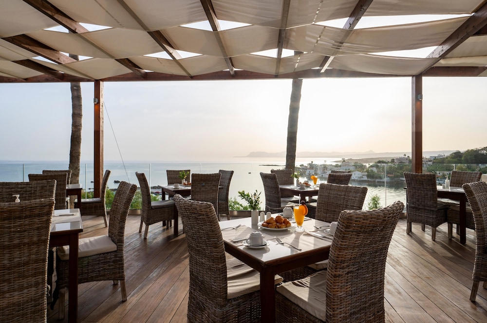 Leptos Panorama Hotel 39/50