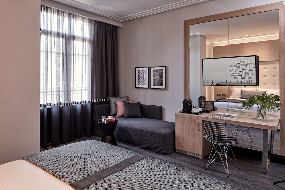 Antigon Urban Chic Hotel by GHH 50/67