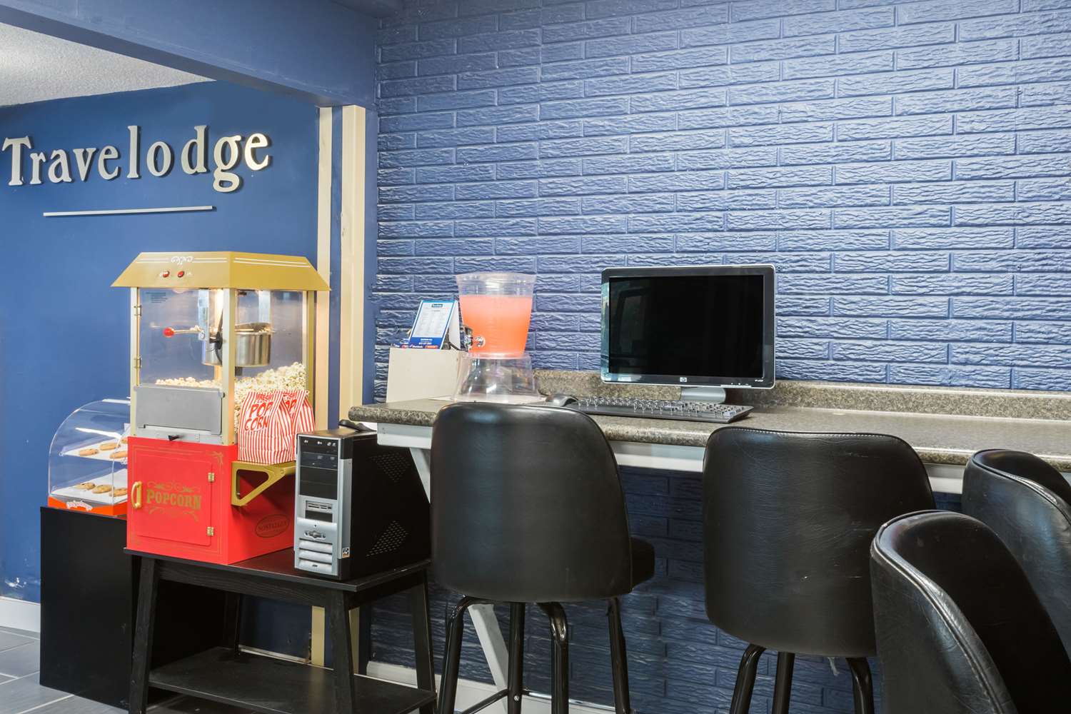 Travelodge By Wyndham Savannah Area/Richmond Hill 11/19