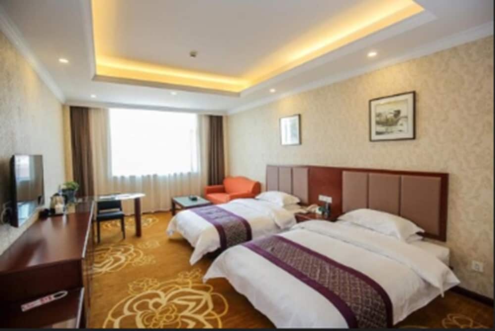New Knight Royal Hotel Airport and International Resort 18/61