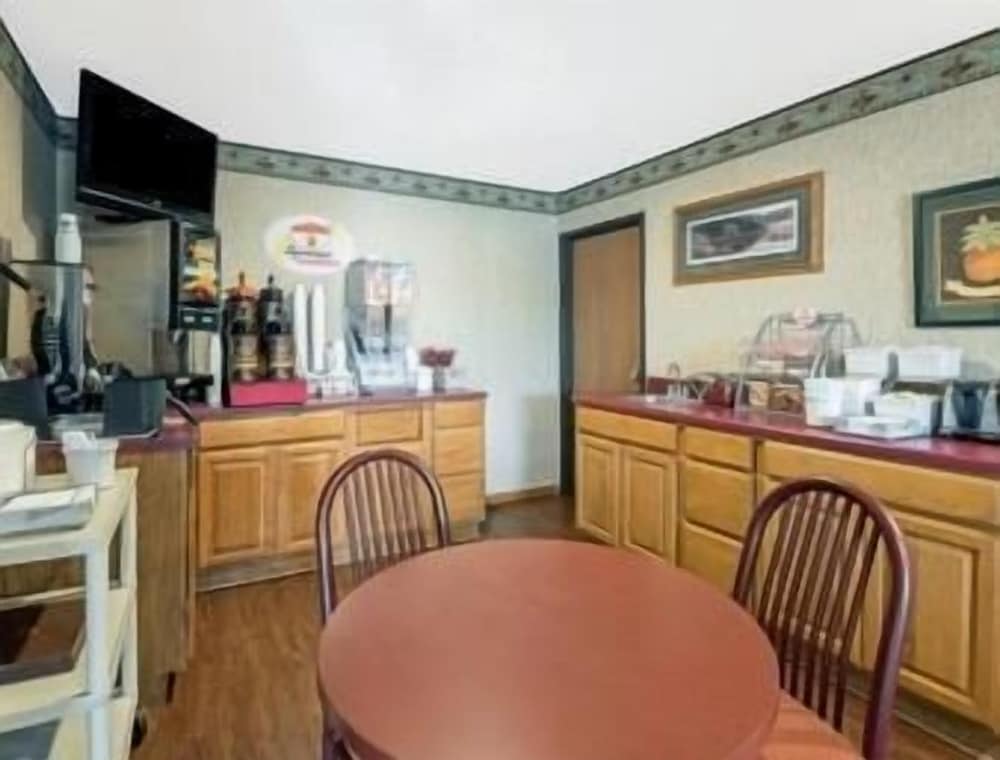 Super 8 Milbank Sd 39/49