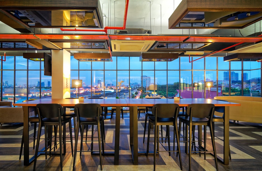 Bespoke Hotel Puchong 32/50