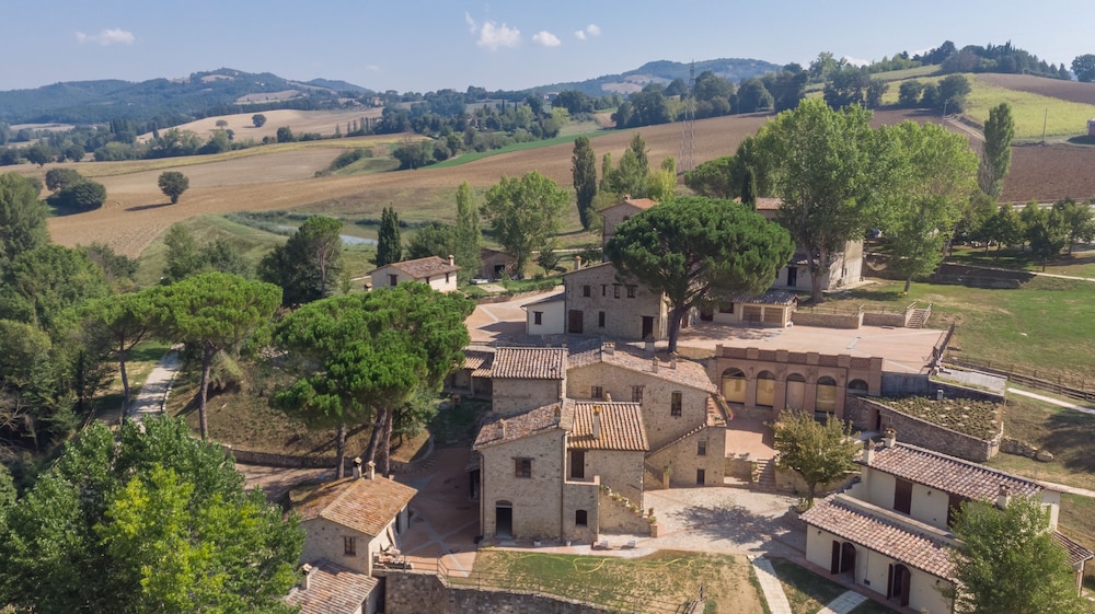 GH Borgo Pulciano 36/50