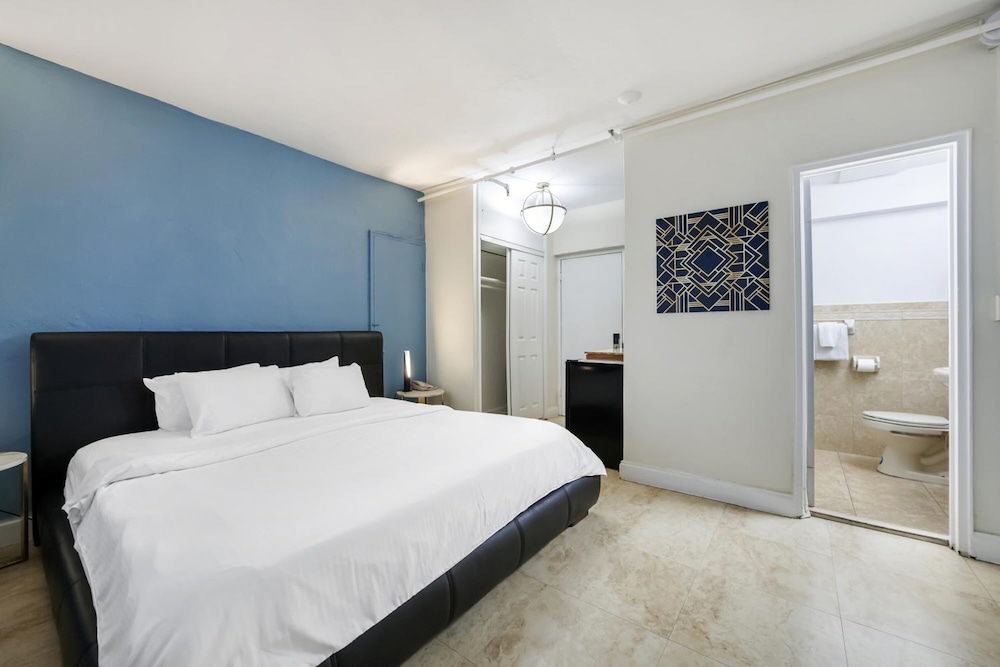 STARLITE HOTEL 23/50
