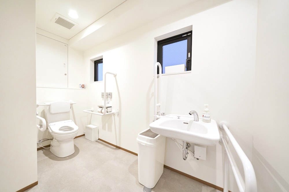 Webase Hakata - Hostel 47/48