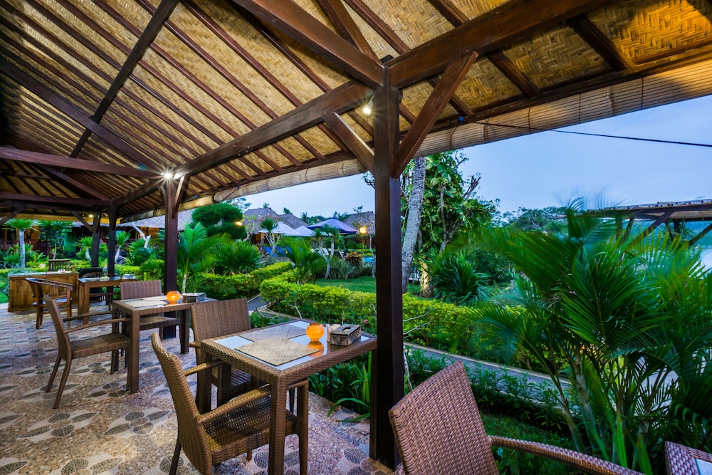 Laguna Reef Huts 47/70