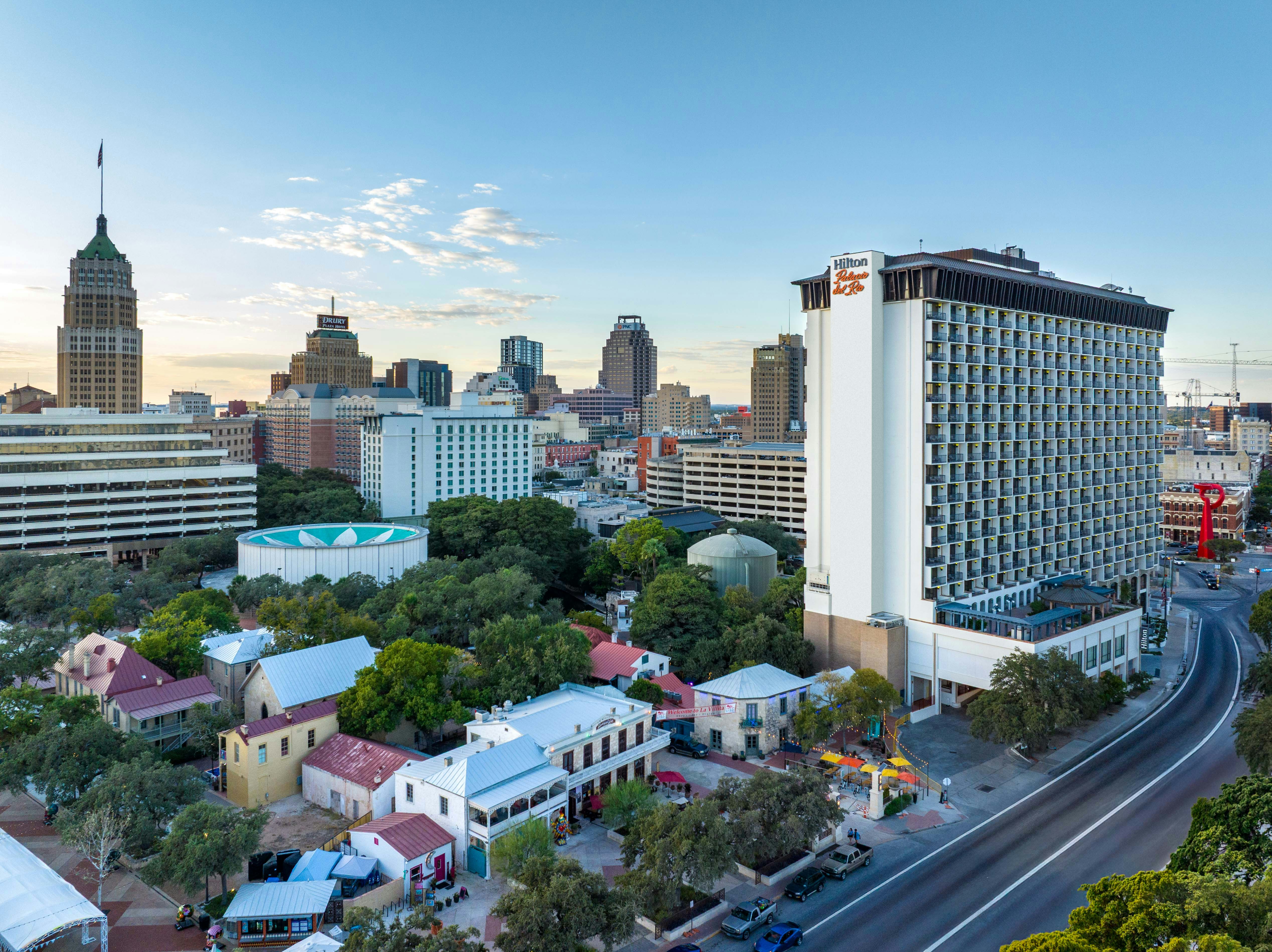 Hilton Palacio del Rio 17/79