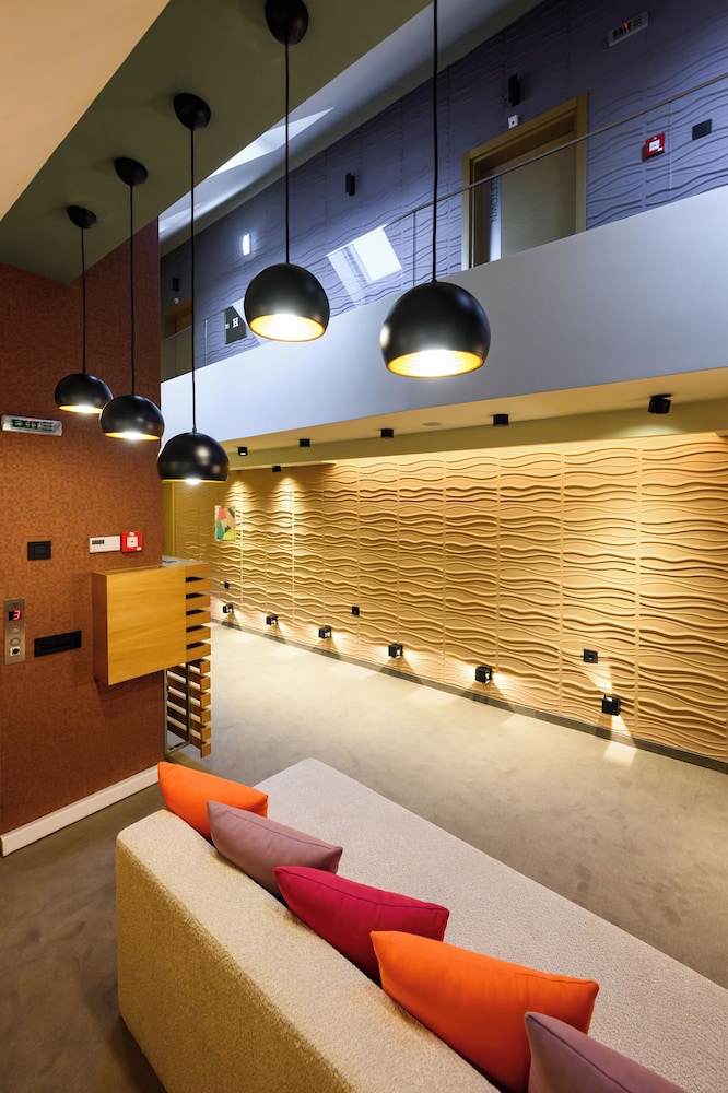 Artloft Hotel 6/72