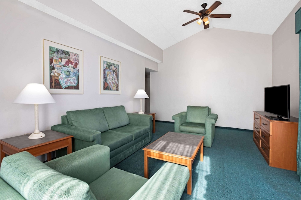 La Quinta Inn El Paso East Lomaland 25/42