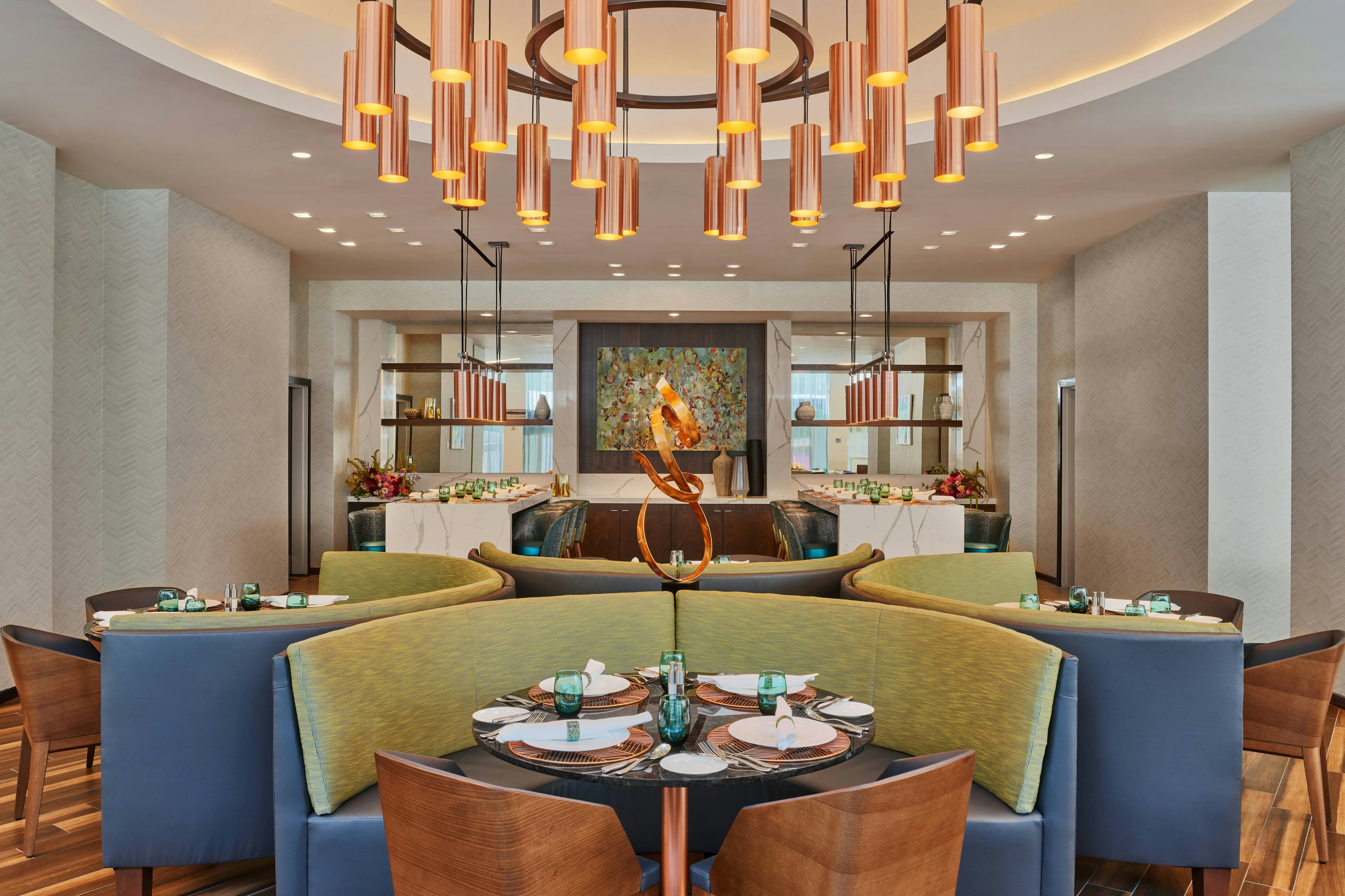 Art Ovation Hotel Autograph Collection 35/48