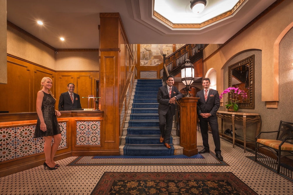 Casablanca Hotel 5/55
