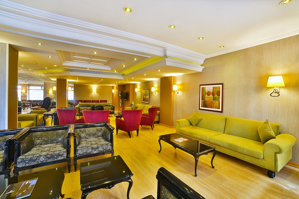 Grand Emin Hotel 33/47