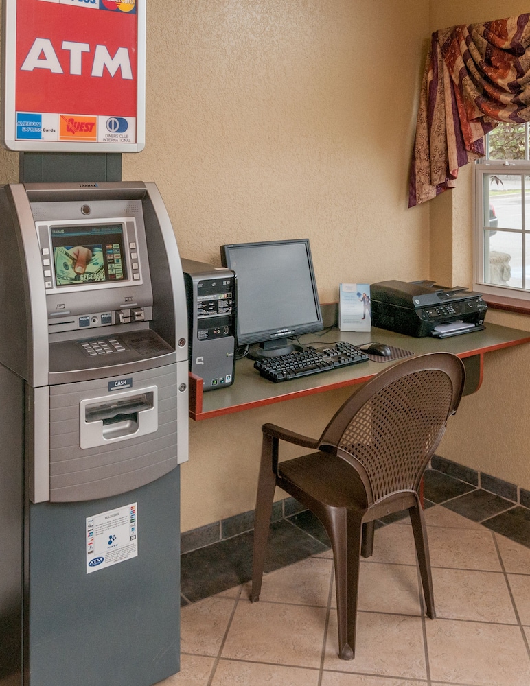 Microtel Inn & Suites By Wyndham Beckley East 32/37