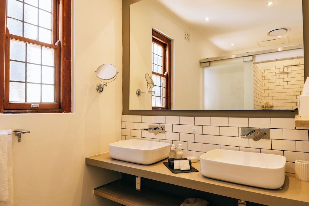 Cape Diem Lodge 44/46
