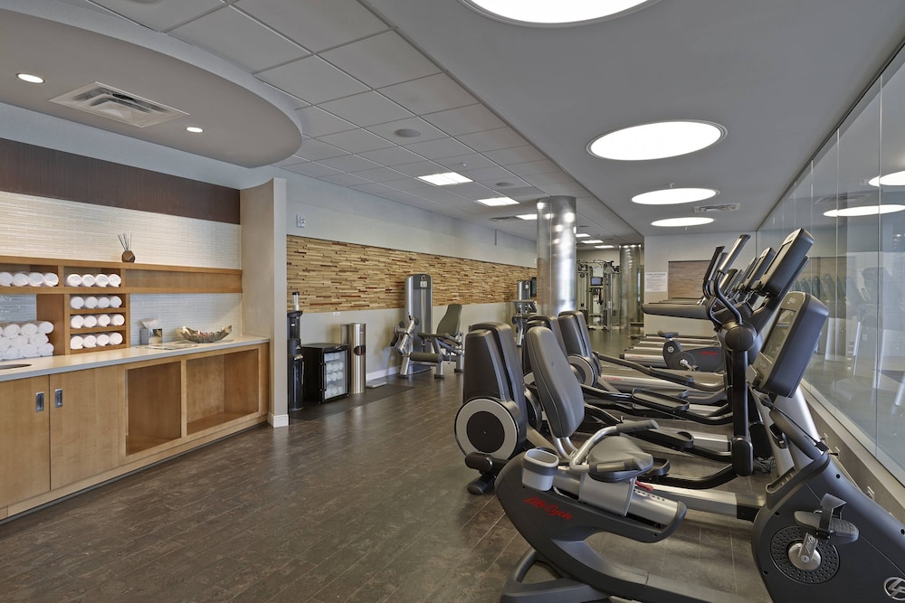 RENAISSANCE EDMONTON AIRPORT HOTEL 20/44