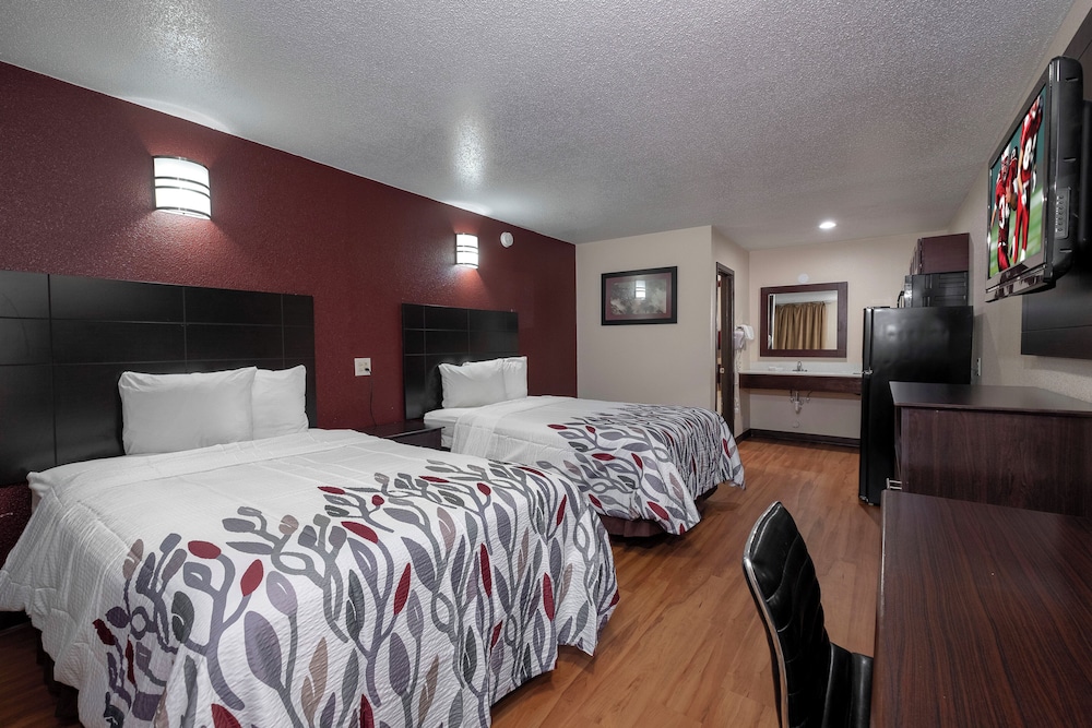 غرفة ديلوكس بسريرين مزدوجين بمطبخ، Red Roof Inn Morgan City 2/5