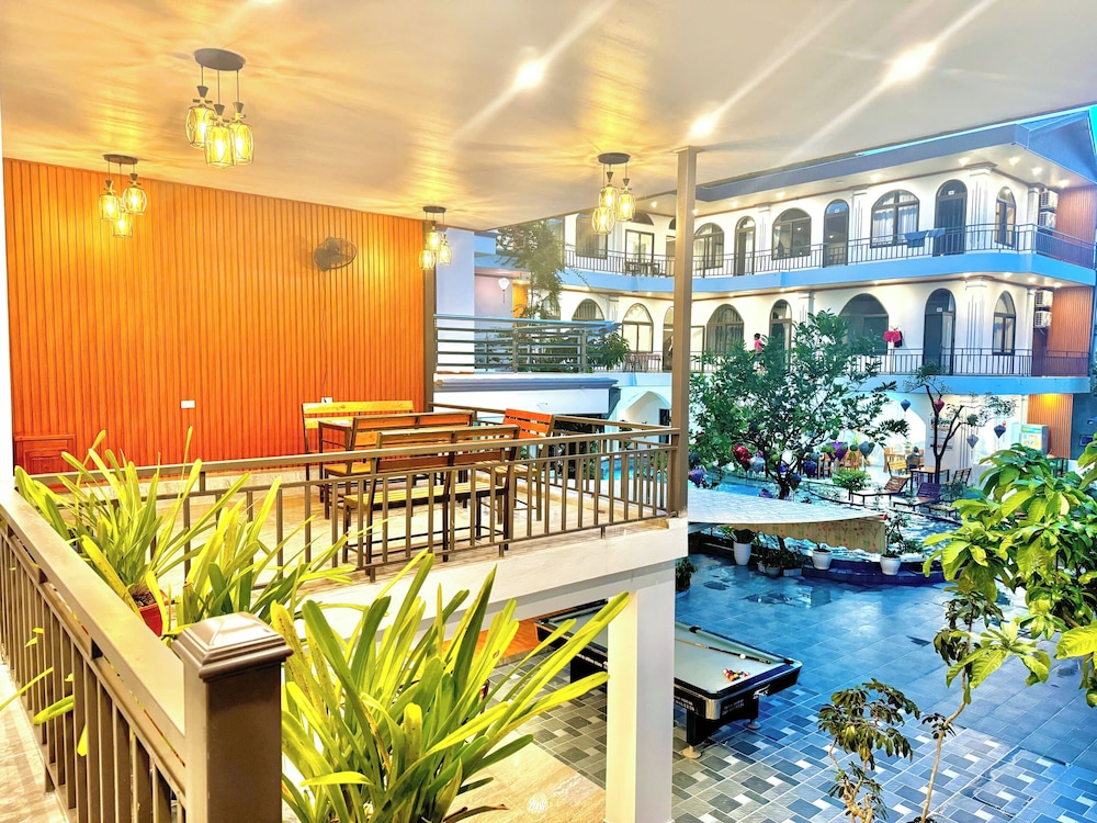 Tuan Ngoc Hotel 10/72