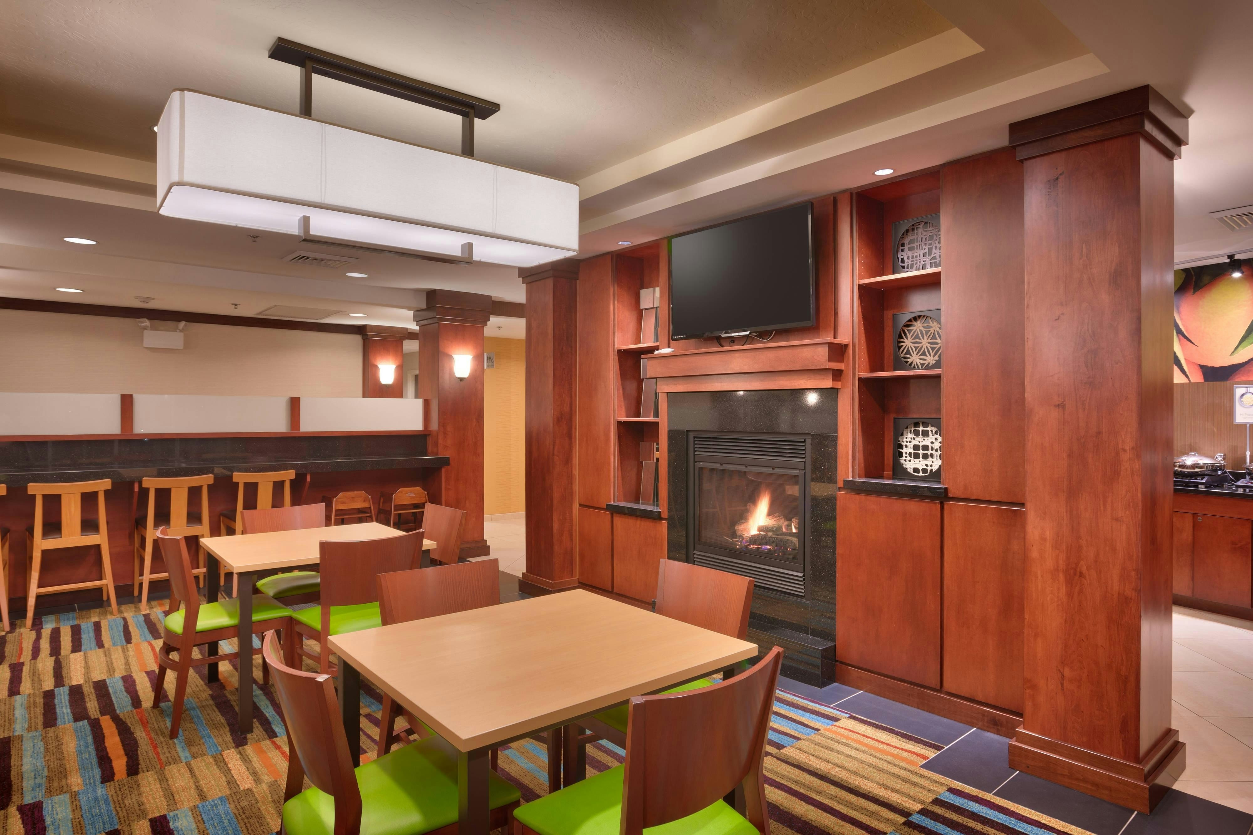 Fairfield Inn Suites Boise Nampa 23/34
