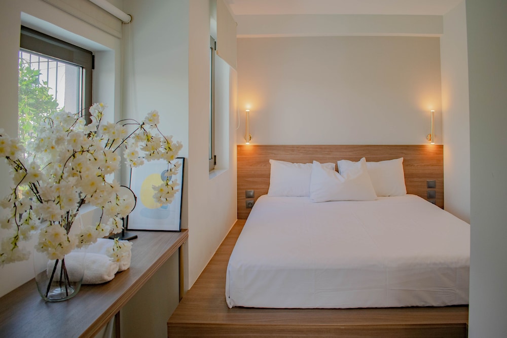 Filopappou Hill Suites by Athens Stay 15/41