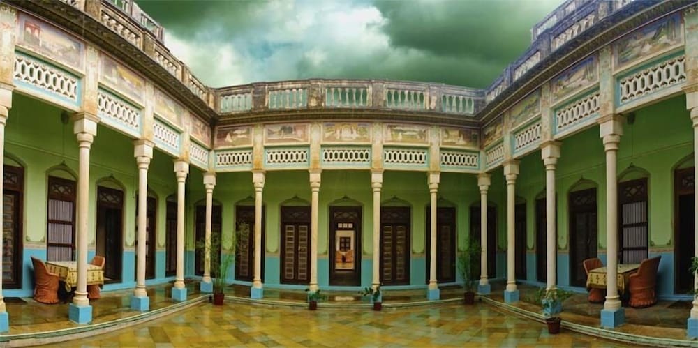 The Piramal Haveli (20th Century; Shekhavati, Rajasthan) in Jhunjhunu