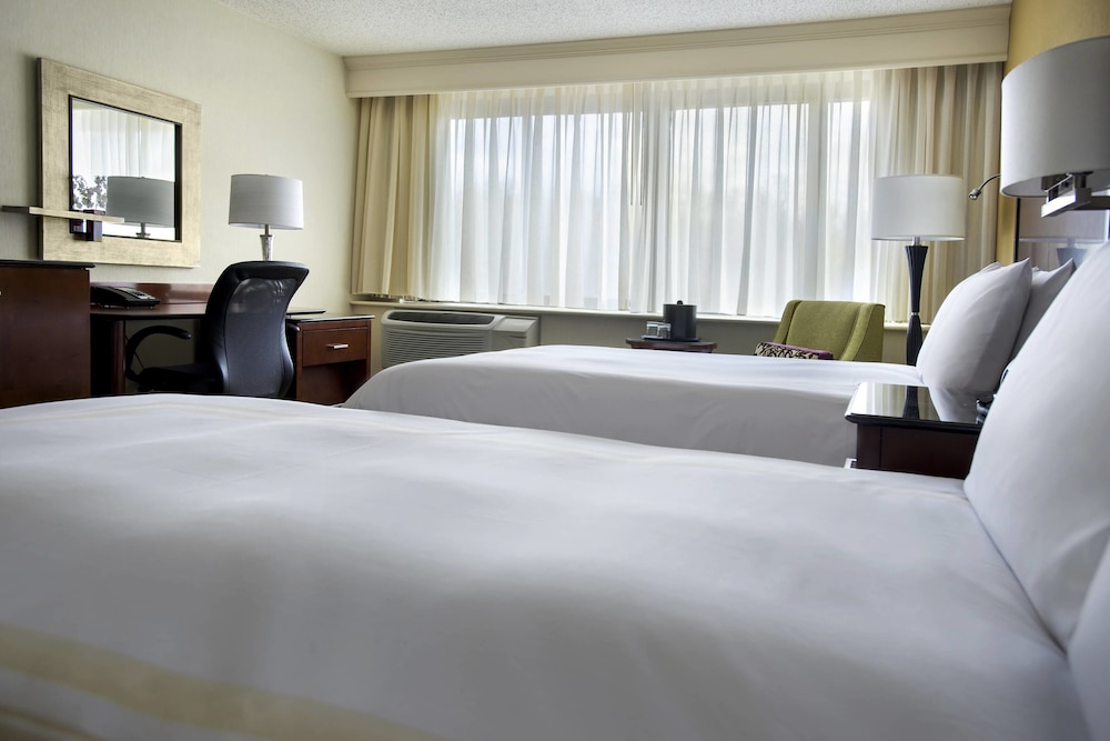 Boston Peabody Marriott Hotel 9/45
