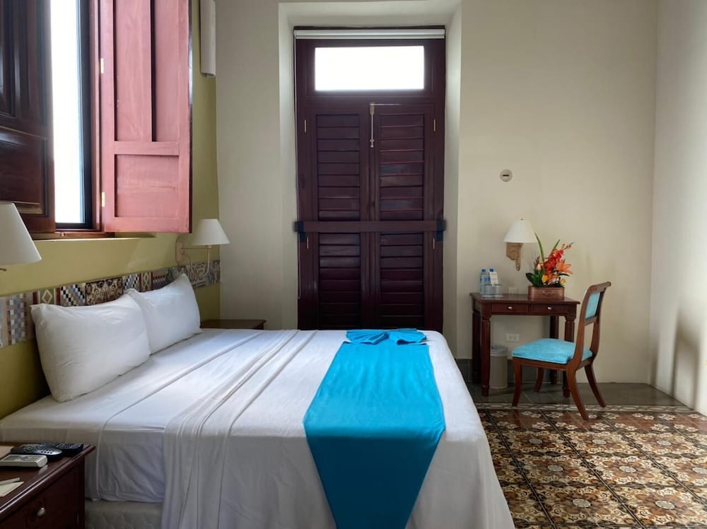 Hotel Del Gobernador 13/50